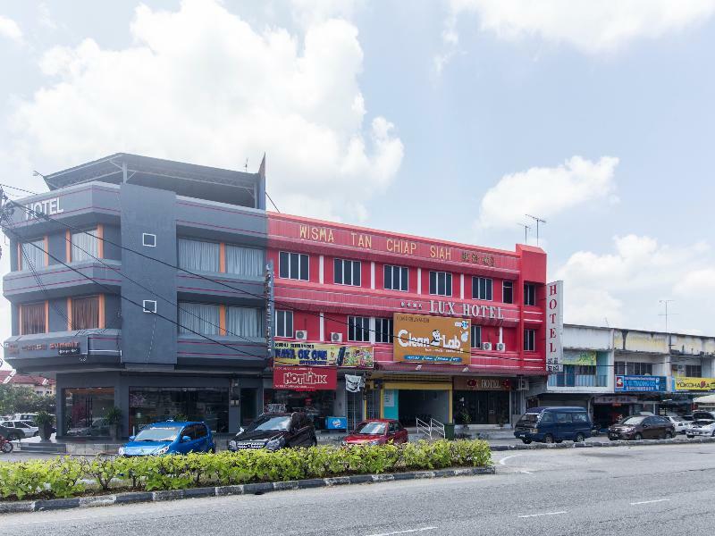 Lux Hotel Teluk Intan Exteriör bild